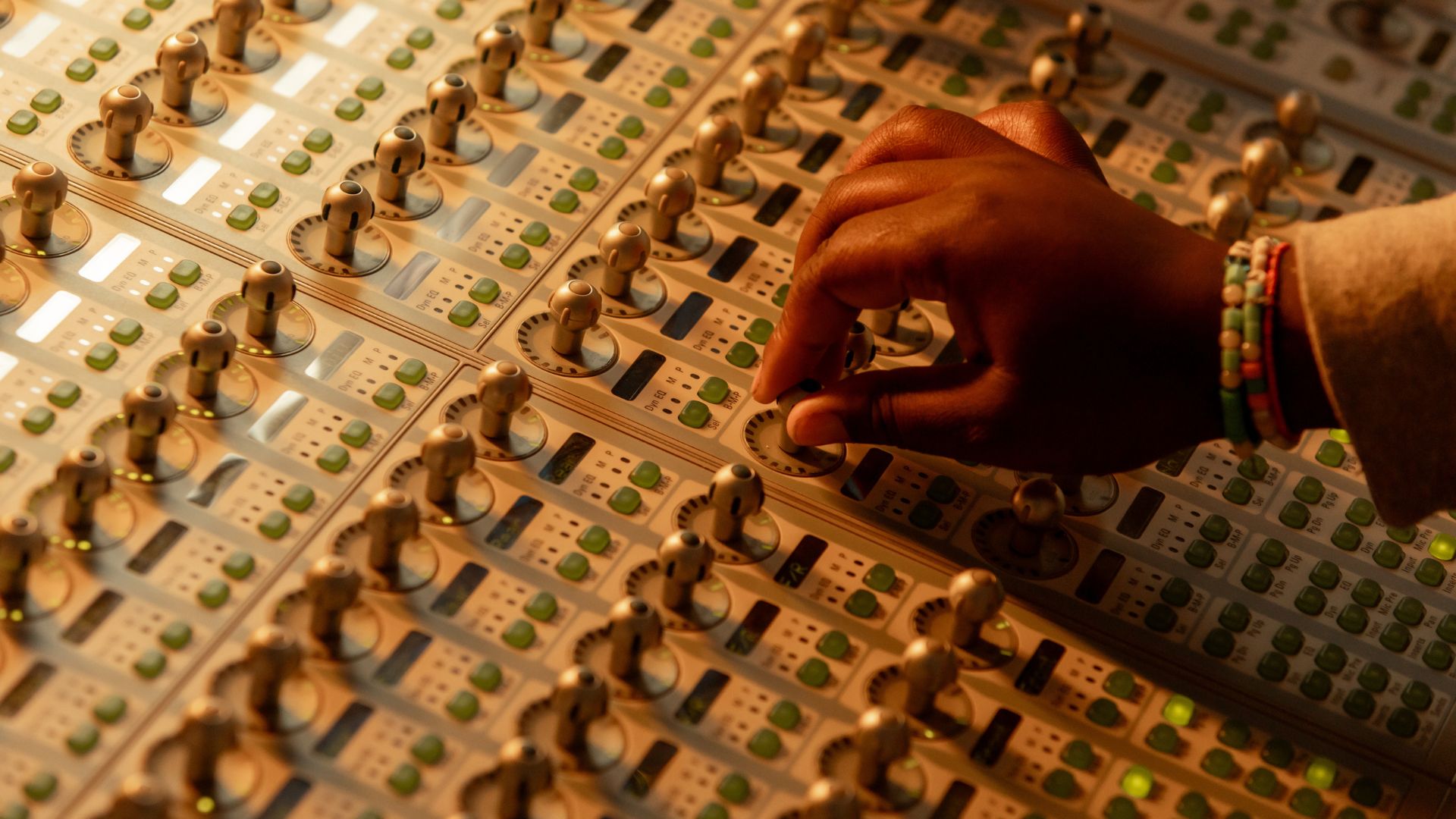 Certificate in Radio + Podcast Production